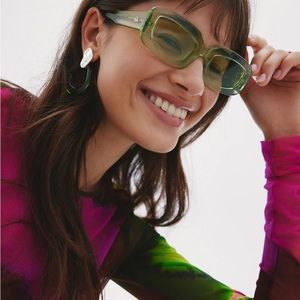 Maguire Bai Green Sunglasses